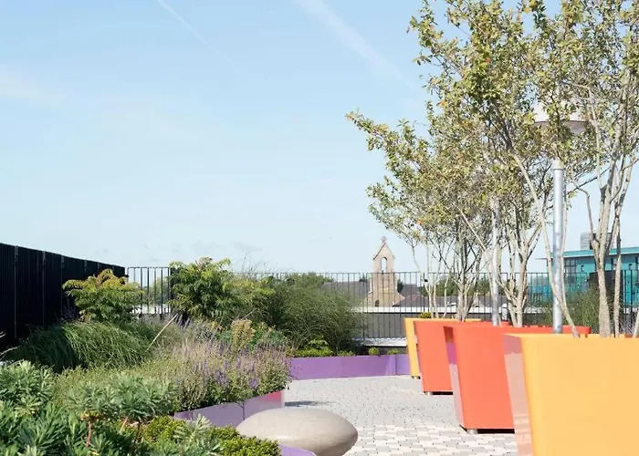 Modern Single En-suite Bedrooms In 5 Bedroom Apartments, City Centre - Dorset Point Aparthotel Dublino