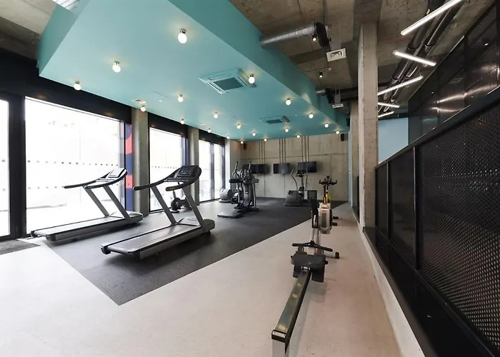 Modern Single En-suite Bedrooms In 5 Bedroom Apartments, City Centre - Dorset Point *